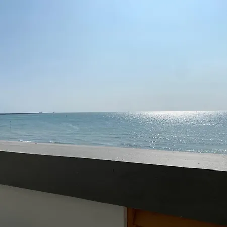 Le Relais Sur La Digue De